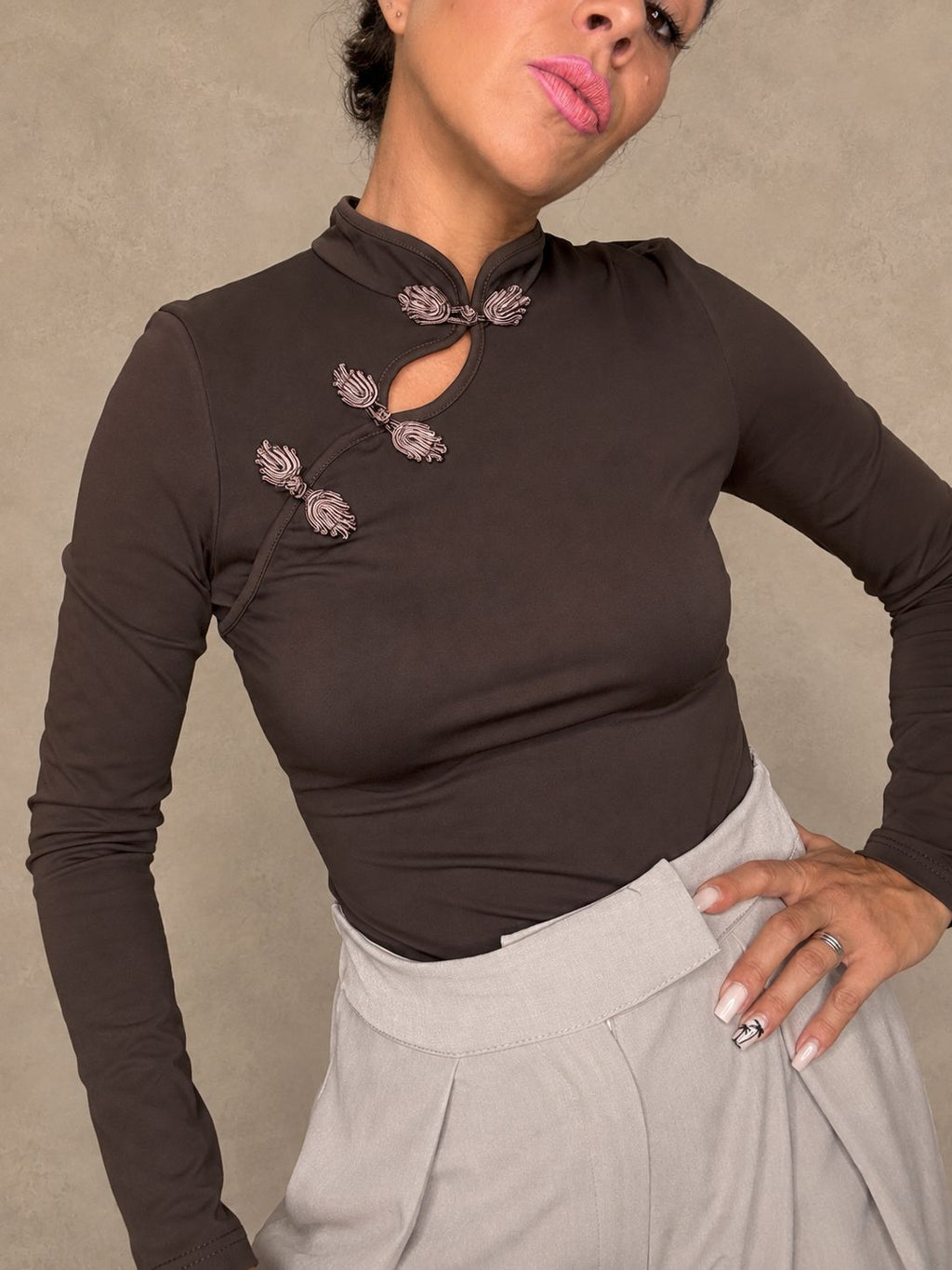Camiseta Broches Orientales