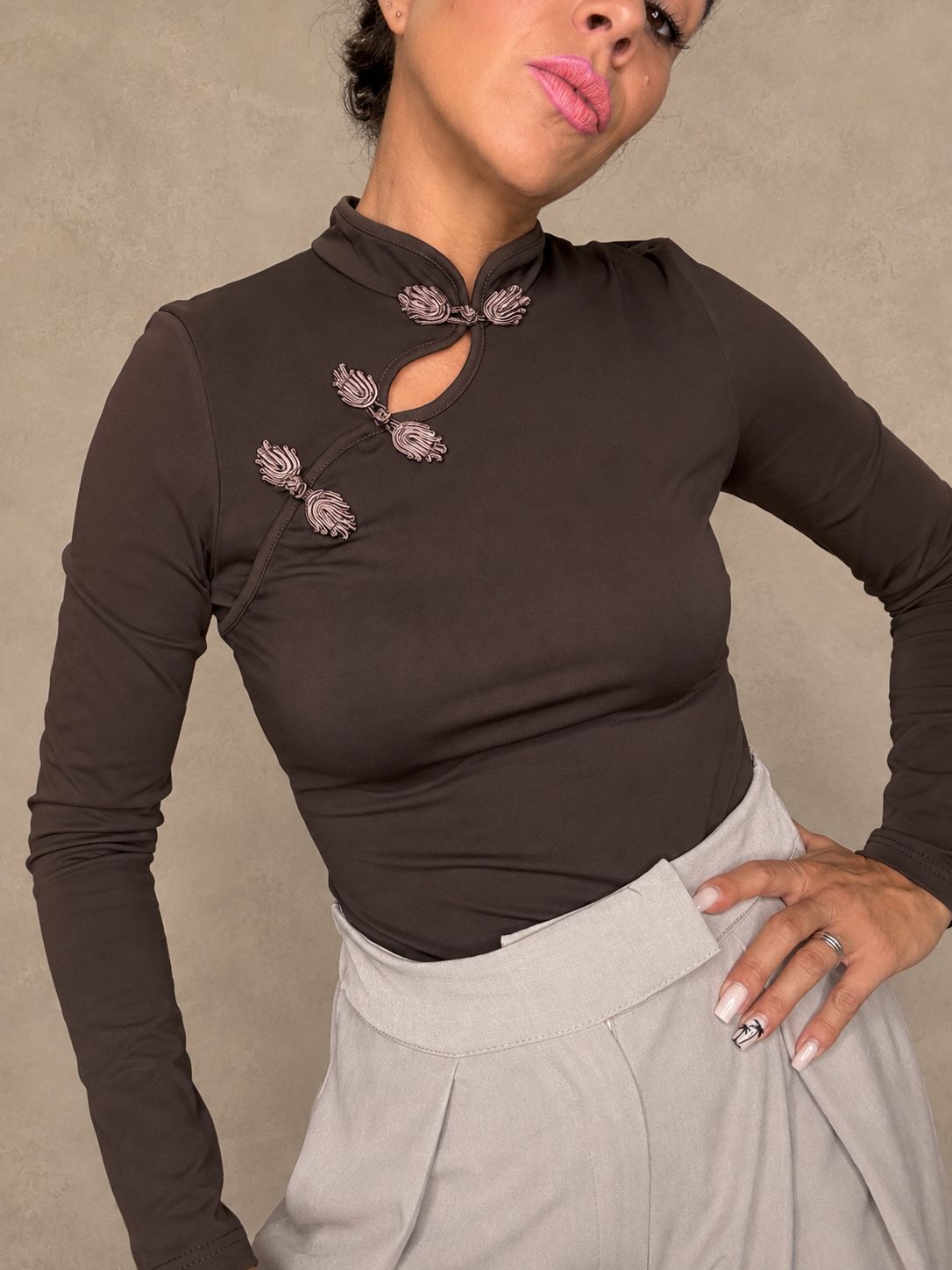 Camiseta Broches Orientales